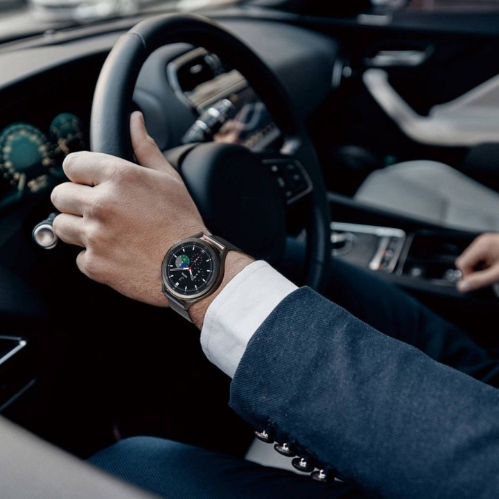 DUX DUCIS strap MILANESE magnetic stainless steel 22 mm black