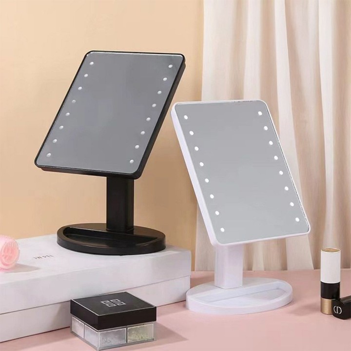 Lusterko toaletkowe z LED różowe