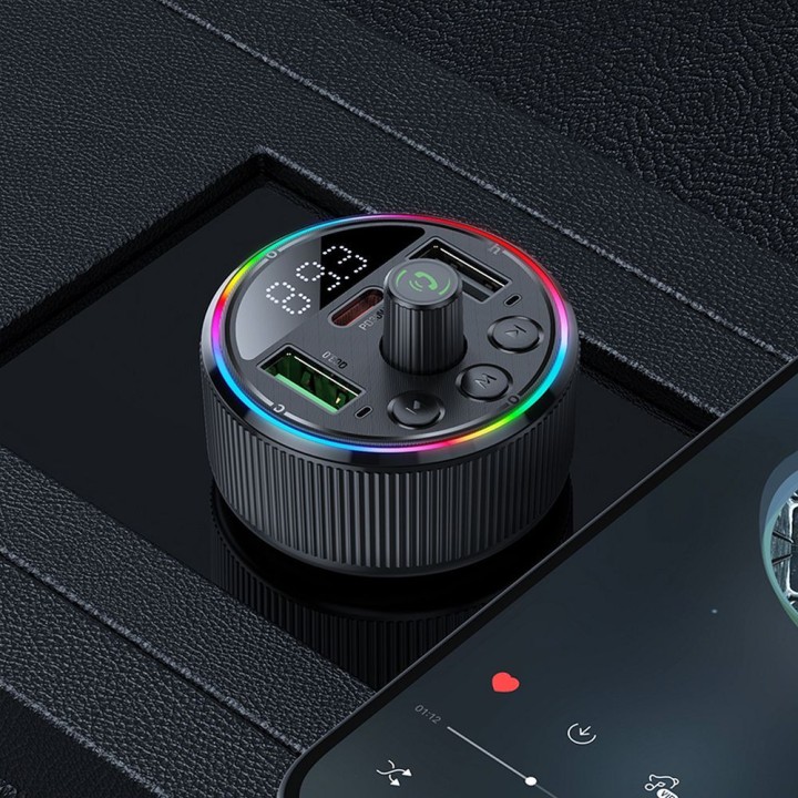 Автомобільний трансмітер bluetooth Hoco 2 x USB A + USB C QC3.0 PD 30W E82 чорний