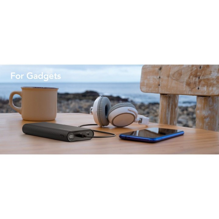 Powerbank Veger TCE130 (W2503) PD 130W 25000 mAh z wbudowanymi kablami Typ C / Lightning czarny 0INT