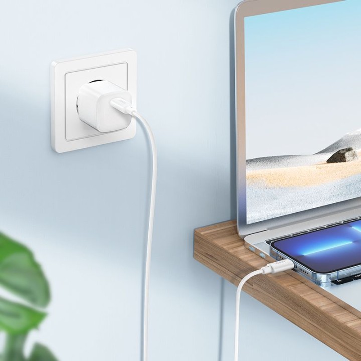 USB-C to Lightning cable Hoco PD 27W 2 m X88 white