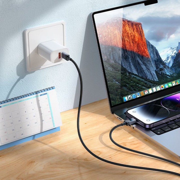 USB-C to Lightning cable Hoco PD 27W with display 1 m X118 black