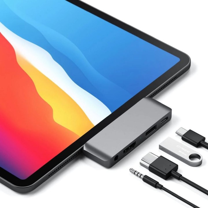 Адаптер HUB 4 в 1 USB C Satechi Mobile Pro Hub ST-TCMPHM сірий