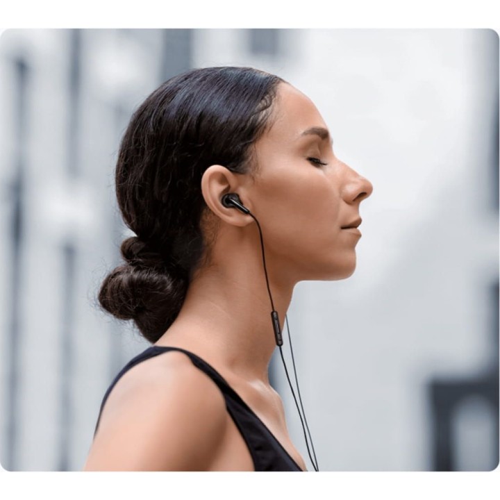 Wired in-ear headphones USB C Xiaomi M2413E1 black