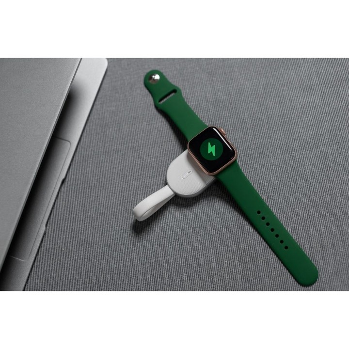 Повербанк для Apple Watch Forcell F-Energy Mini Power Watch 1A 2,5W 1200 mAh белый