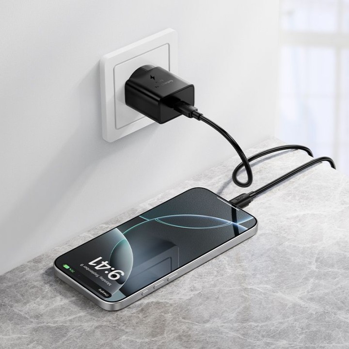 Wall charger for phone Hoco USB C QC PD 25W N76 black