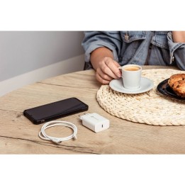 Сетевое зарядное устройство для телефона Forcell F-Energy USB C QC4.0 PD 3A 20W + кабель USB-C – Lightning TFK-TC-20WPD белое