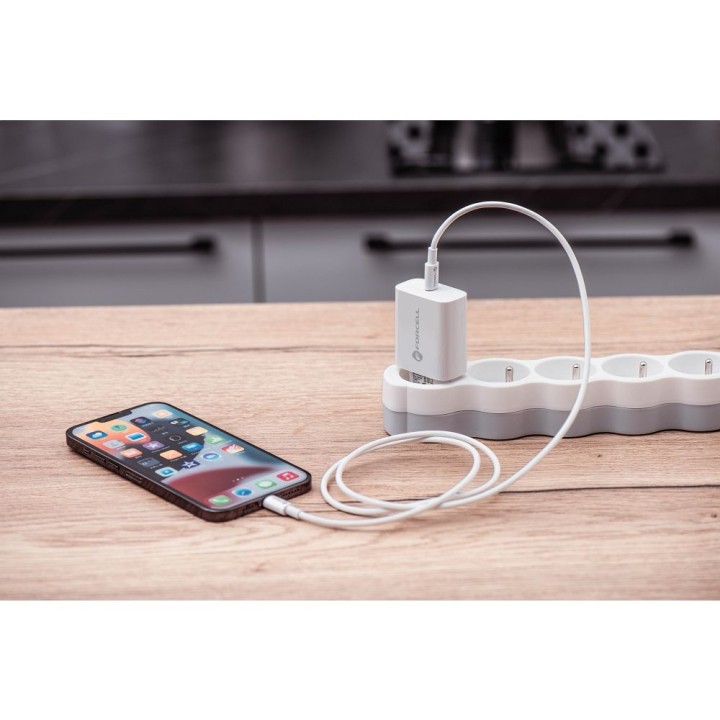 Мережевий зарядний пристрій для телефону Forcell F-Energy USB C QC4.0 PD 3A 20W + кабель USB-C – Lightning TFK-TC-20WPD білий