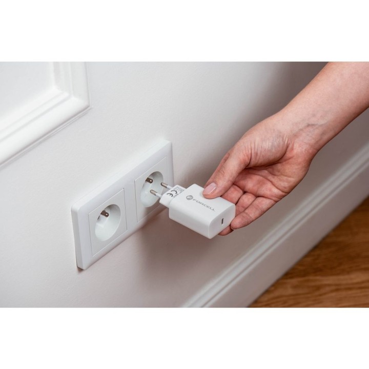 Мережевий зарядний пристрій для телефону Forcell F-Energy USB C QC4.0 PD 3A 20W + кабель USB-C – Lightning TFK-TC-20WPD білий