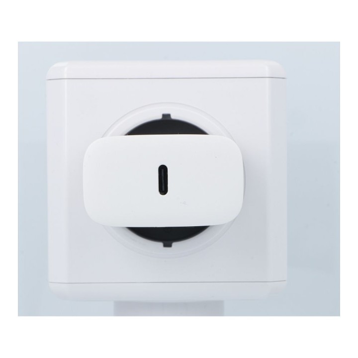 Сетевое зарядное устройство для телефона Forcell F-Energy USB C QC4.0 PD 3A 20W + кабель USB-C – Lightning TFK-TC-20WPD белое
