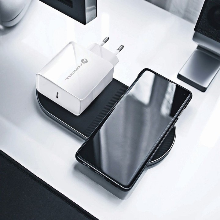 Сетевое зарядное устройство для телефона Forcell F-Energy USB C QC4.0 PD 3A 45W TFK-TC-45WPD белое