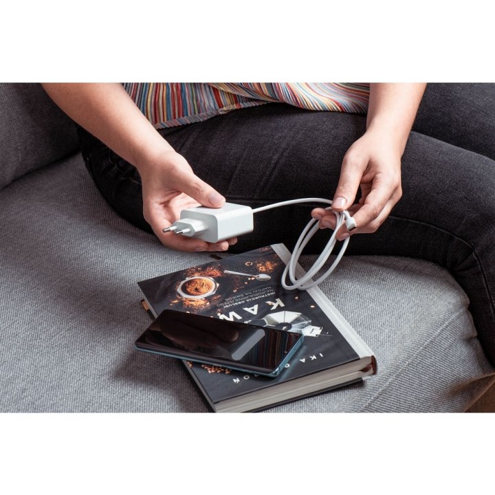 Сетевое зарядное устройство для телефона Forcell F-Energy USB C QC4.0 PD 3A 45W TFK-TC-45WPD белое