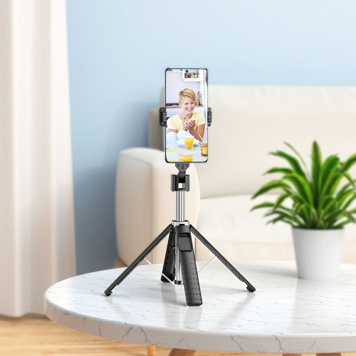 Selfie stick Hoco fourpod z pilotem bezprzewodowym K18 czarny
