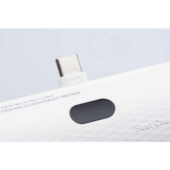 Повербанк Forcell F-Energy Power Plug F5K3 PD 20W 5000 mAh із вбудованим роз’ємом USB C білий