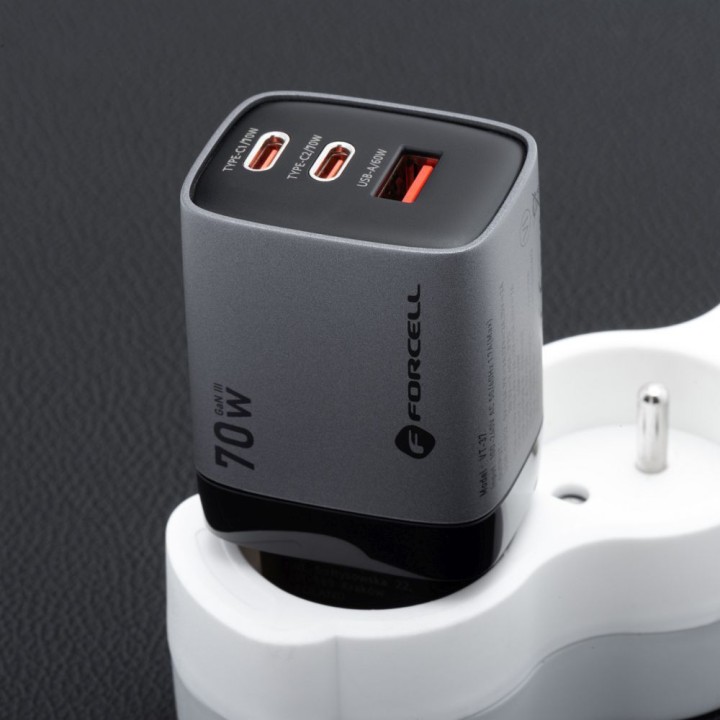 Ładowarka sieciowa do telefonu Forcell F-Energy GaN III 2 x USB C + USB A QC4.0 3,45A PD 70W SAM SFC2.0 z wyświetlaczem LCD VT-3