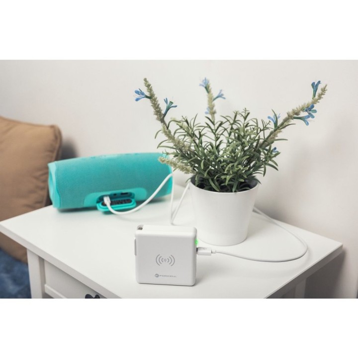 Wielofunkcyjna ładowarka Forcell F-Energy 4w1 2 x USB A + USB C 15W + power bank 8000mAh + ładowanie bezprzewodowe biała