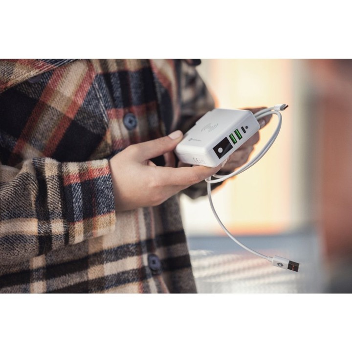 Wielofunkcyjna ładowarka Forcell F-Energy 4w1 2 x USB A + USB C 15W + power bank 8000mAh + ładowanie bezprzewodowe biała