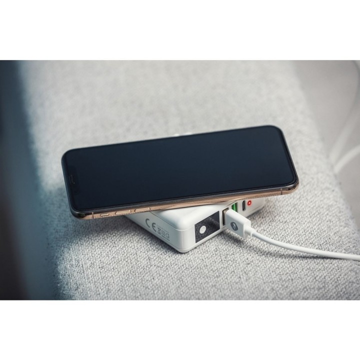 Wielofunkcyjna зарядное устройство Forcell F-Energy 4w1 2 x USB A + USB C 15W + повербанк 8000mAh + беспроводная зарядка белое
