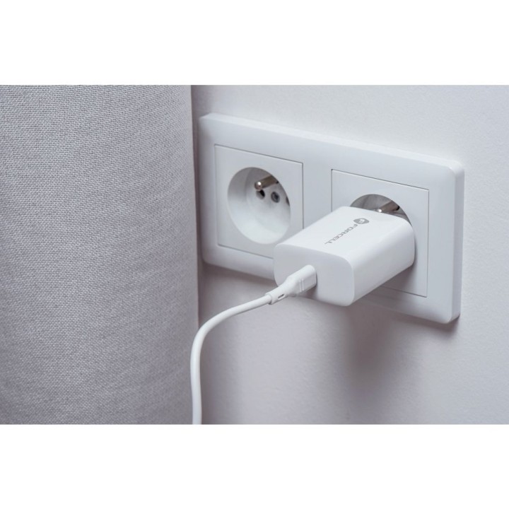Мережевий зарядний пристрій для телефону Forcell F-Energy USB C QC4.0 PD 3A 25W + кабель USB-C – USB-C TFK-TC-25WPD білий