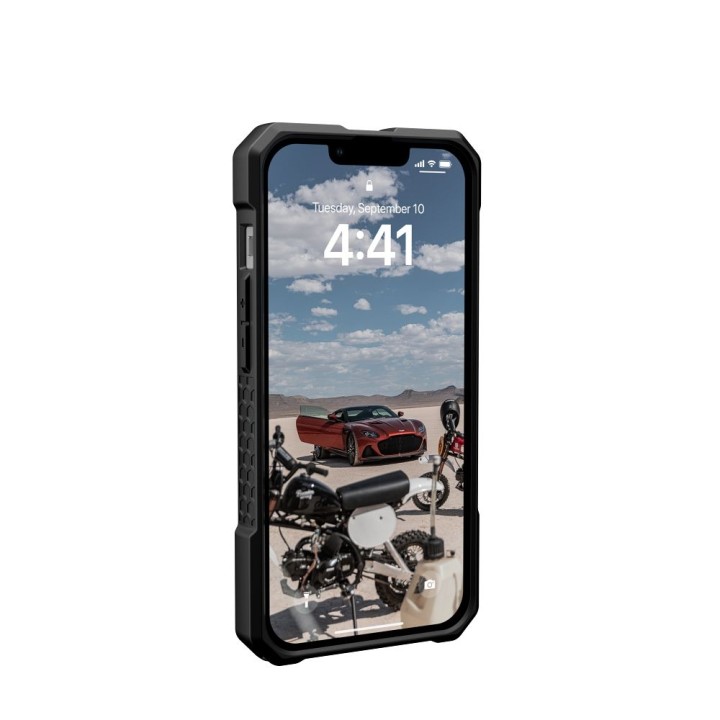 UAG Urban Armor Gear чехол MONARCH совместимый с Magsafe для IPHONE 14 Plus carbon fiber