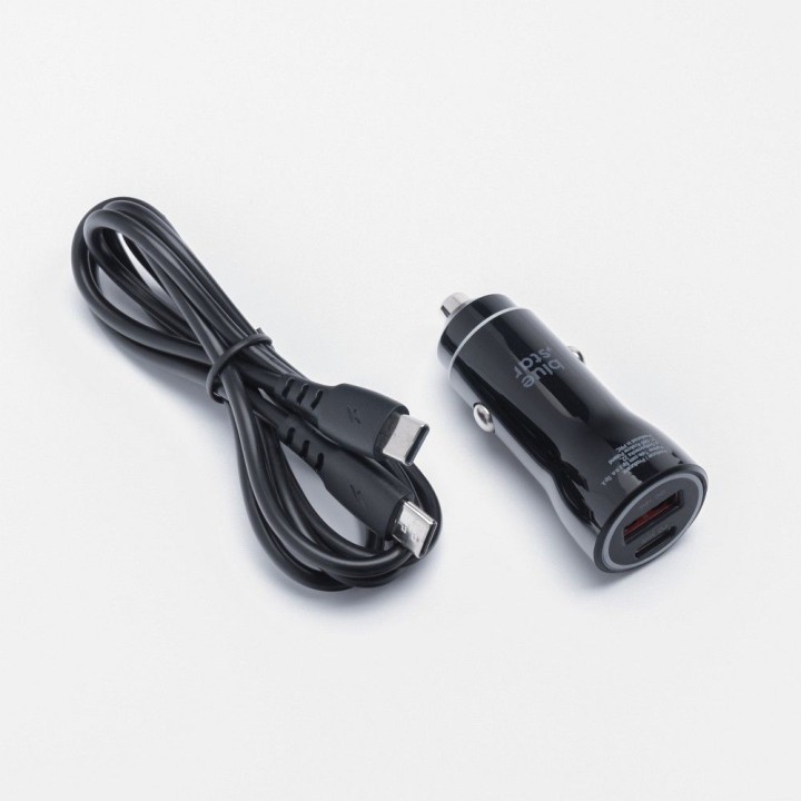 Автомобільний зарядний пристрій Blue Star USB C + USB A QC3.0 PD AFC PPS 3A 30W + кабель USB C — USB C чорний
