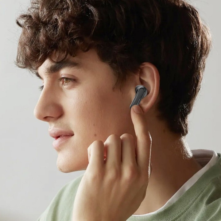 Wireless headphones in-ear Blue Star BK44 TWS black