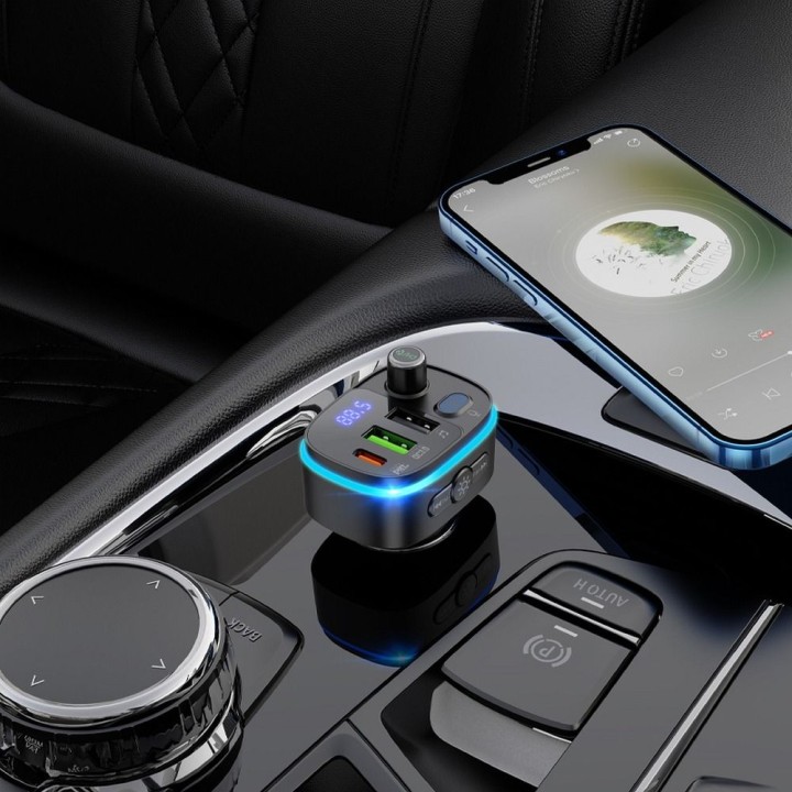 Автомобильный трансмиттер bluetooth Hoco 2 x USB A + USB C QC3.0 PD 20W E62 черный