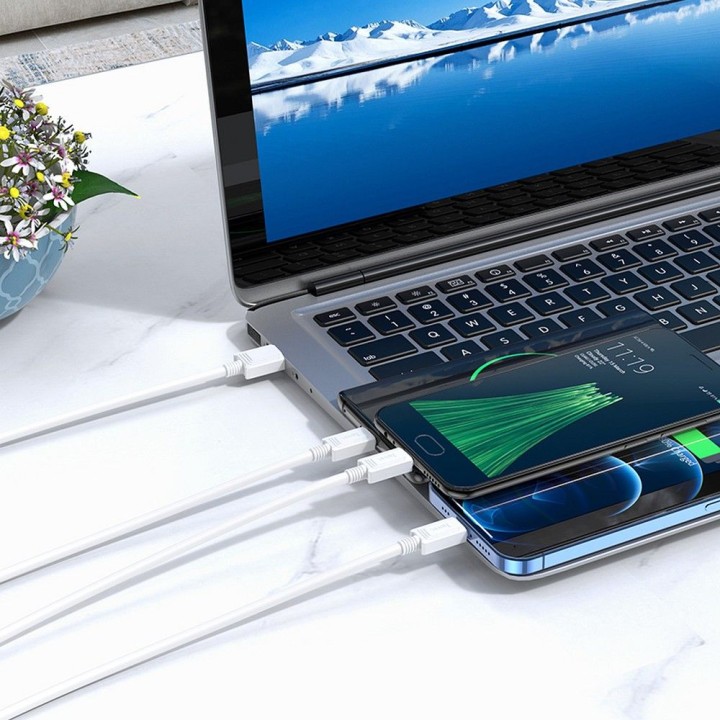 Cable 3-in-1 USB A to Lightning / Micro USB / USB C Hoco 2A 1 m X74 white