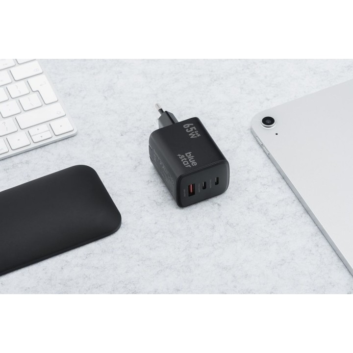 Сетевое зарядное устройство для телефона Blue Star GaN 2 x USB C + USB A QC4.0 PD 4A 65W VT-43 черное