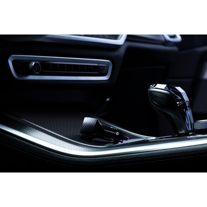 Car charger Forcell F-Energy Carbon 2 x USB A QC3.0 3A 36W CC50-2A black