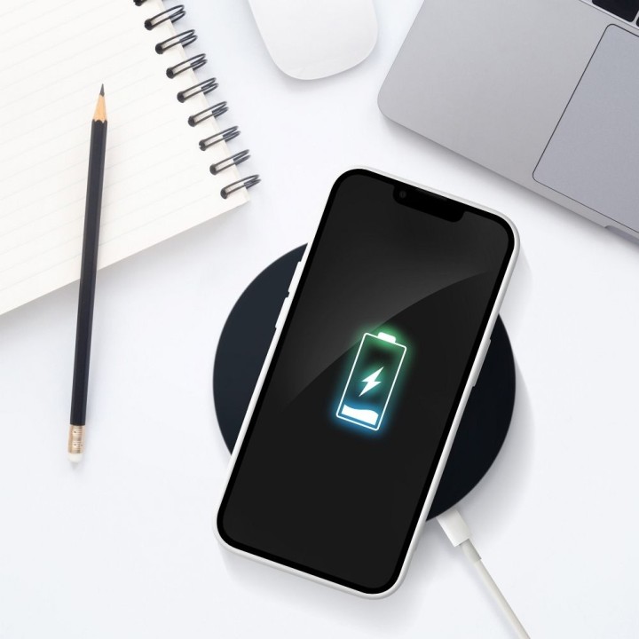 Чехол для iPhone 16 PLUS Card Case белый