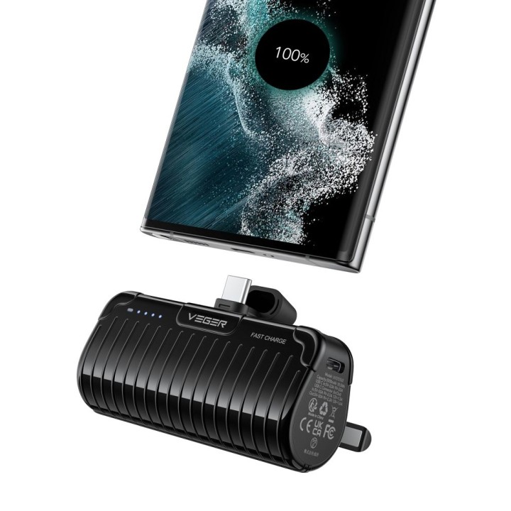 Повербанк Veger PlugOn (W0558) PD QC3.0 3A 20W 5000 mAh со встроенным разъемом тип C черный 0INT