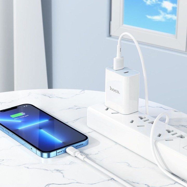 Кабель USB A — Lightning Hoco 2,4A 1 m X83 белый