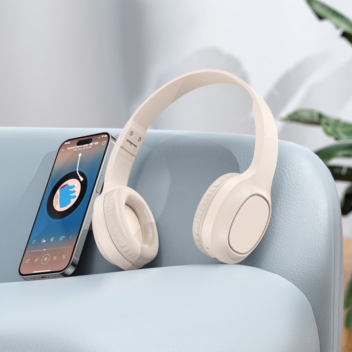 Wireless on-ear headphones Hoco W46 white