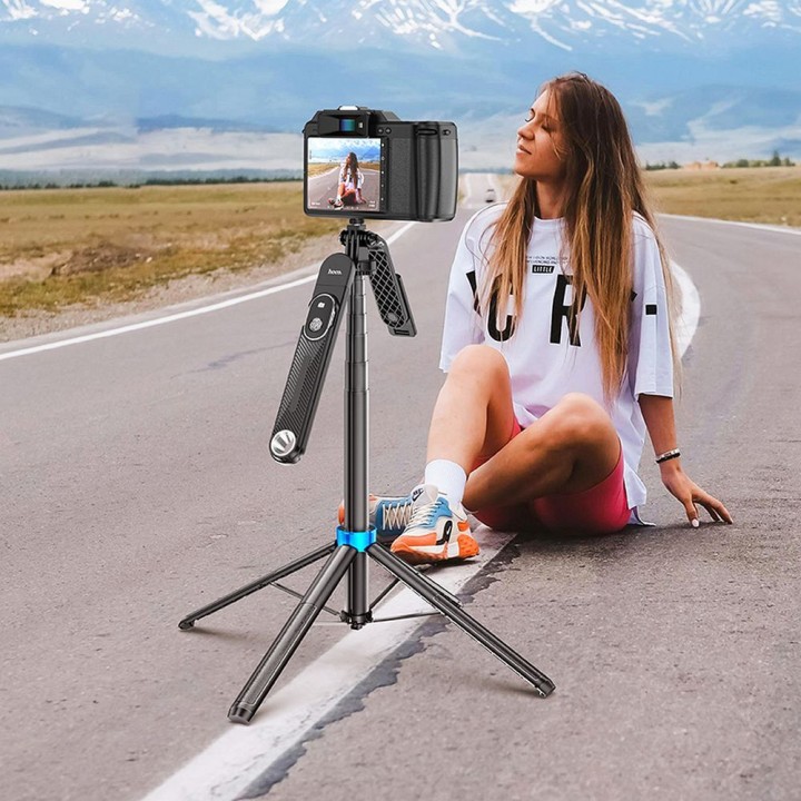 Selfie stick Hoco tripod with wireless remote control K22 black