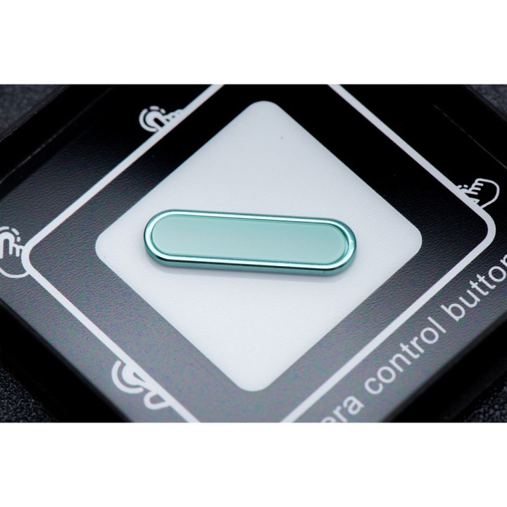Aktywny button Camera Control fits cases from the series IPHONE 16: Drop Glue / Clear Mag Cover mint