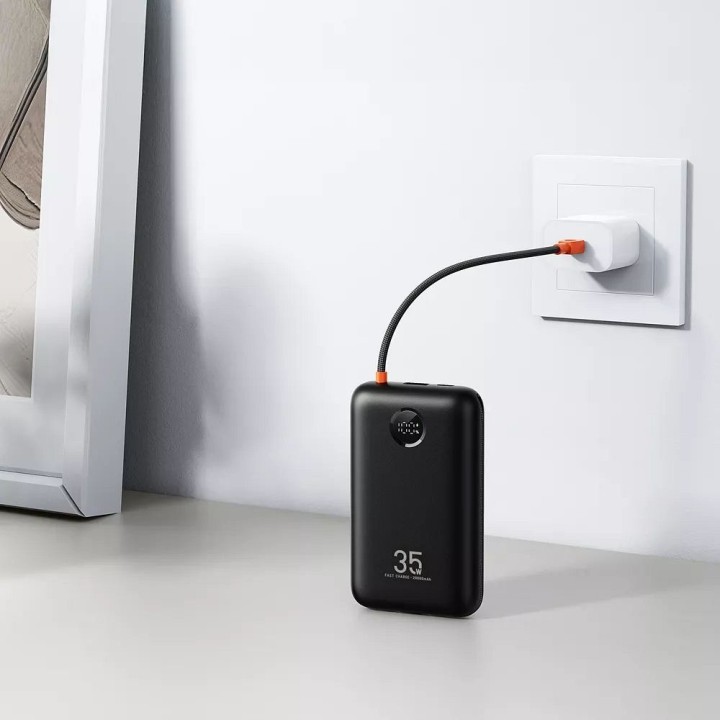 Повербанк Veger K2 (W2068) PD QC3.0 35W 20000 mAh со встроенными кабелями тип C / Lightning черный