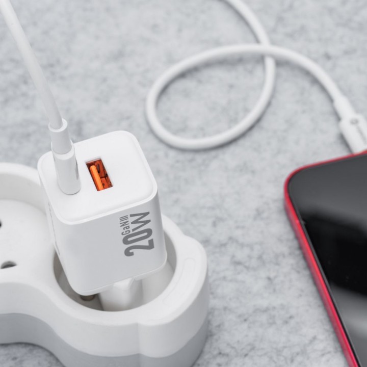 Wall charger for phone Forcell F-Energy Mini GaN III USB C + USB A QC4.0 PD 20W VT-35A white 0INT