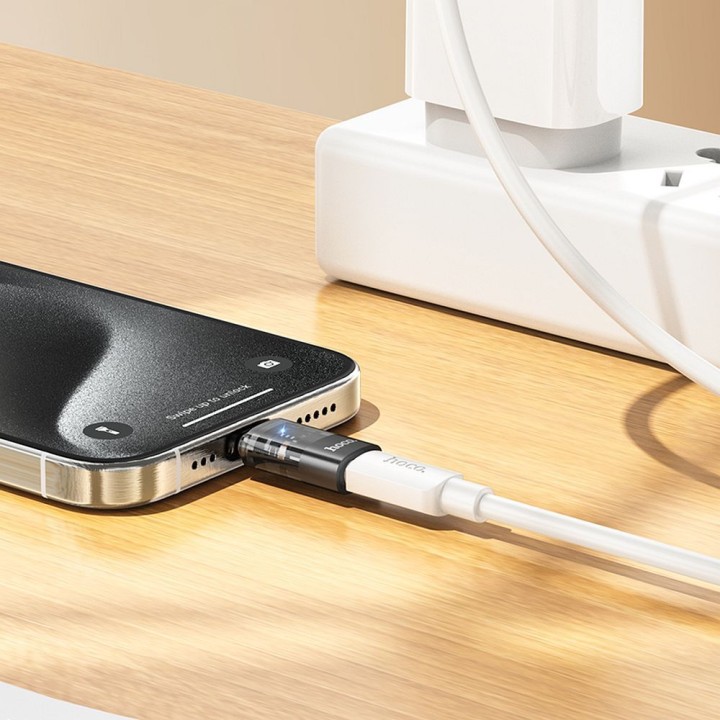 Адаптер USB C на Lightning Hoco UA36D прозрачный черный