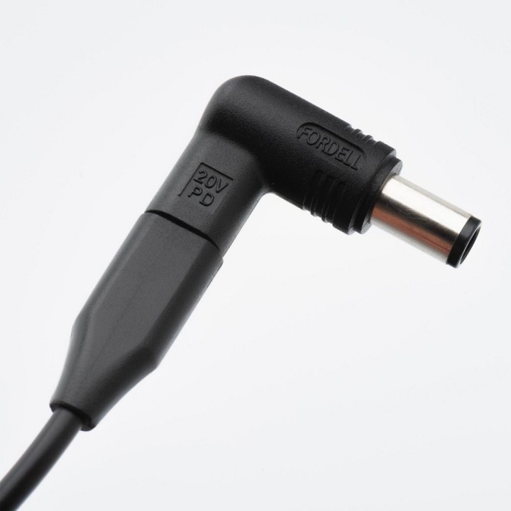 Uniwersalny zasilacz do laptopa 65W Forcell F-Energy USB C + 6 końcówek E856 czarny