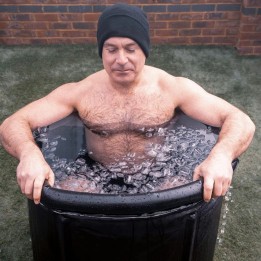 Foldable portable inflatable tub tub for bathing ice bathing 75 x 80 cm black