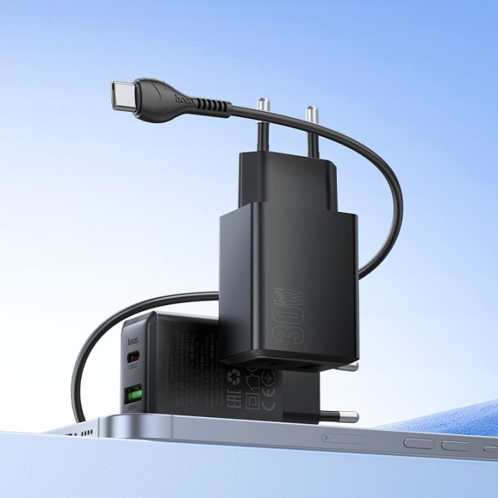 Ładowarka sieciowa do telefonu Hoco USB A + USB C QC3.0 PS AFC 3A 30W + kabel USB C do USB C N71 czarna