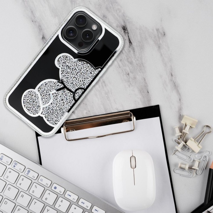 Чехол для iPhone 17 Teddy Bear серебристый
