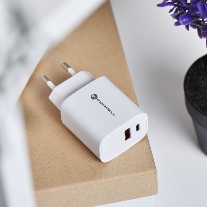 Мережевий зарядний пристрій для телефону Forcell F-Energy USB C + USB A QC4.0 PD 3A 30W TFK-TC-30WPD білий