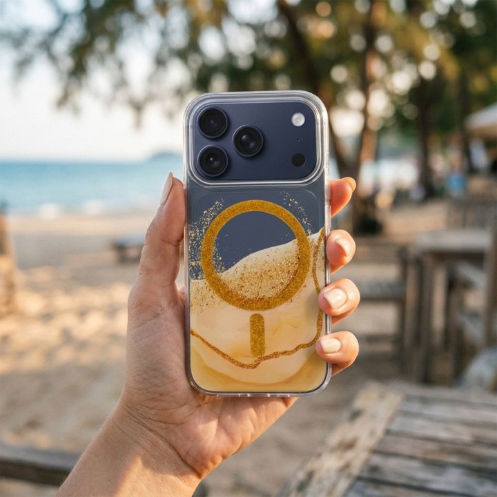 Чехол для iPhone 17 Golden совместимый с MagSafe золотой