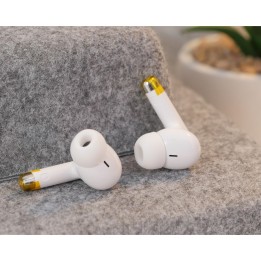 Wireless in-ear headphones Hoco TWS EQ2 white